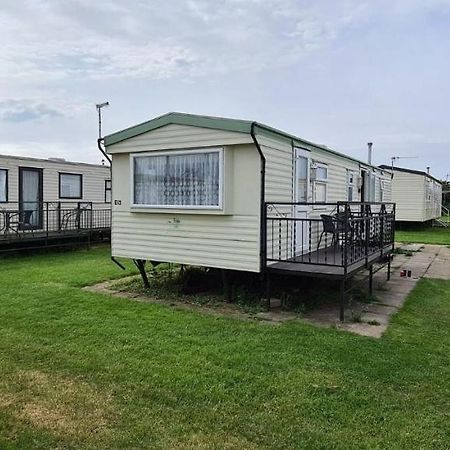 ホテル Eastgate Fantasy Islands Static Caravan Park インゴールドメルズ エクステリア 写真